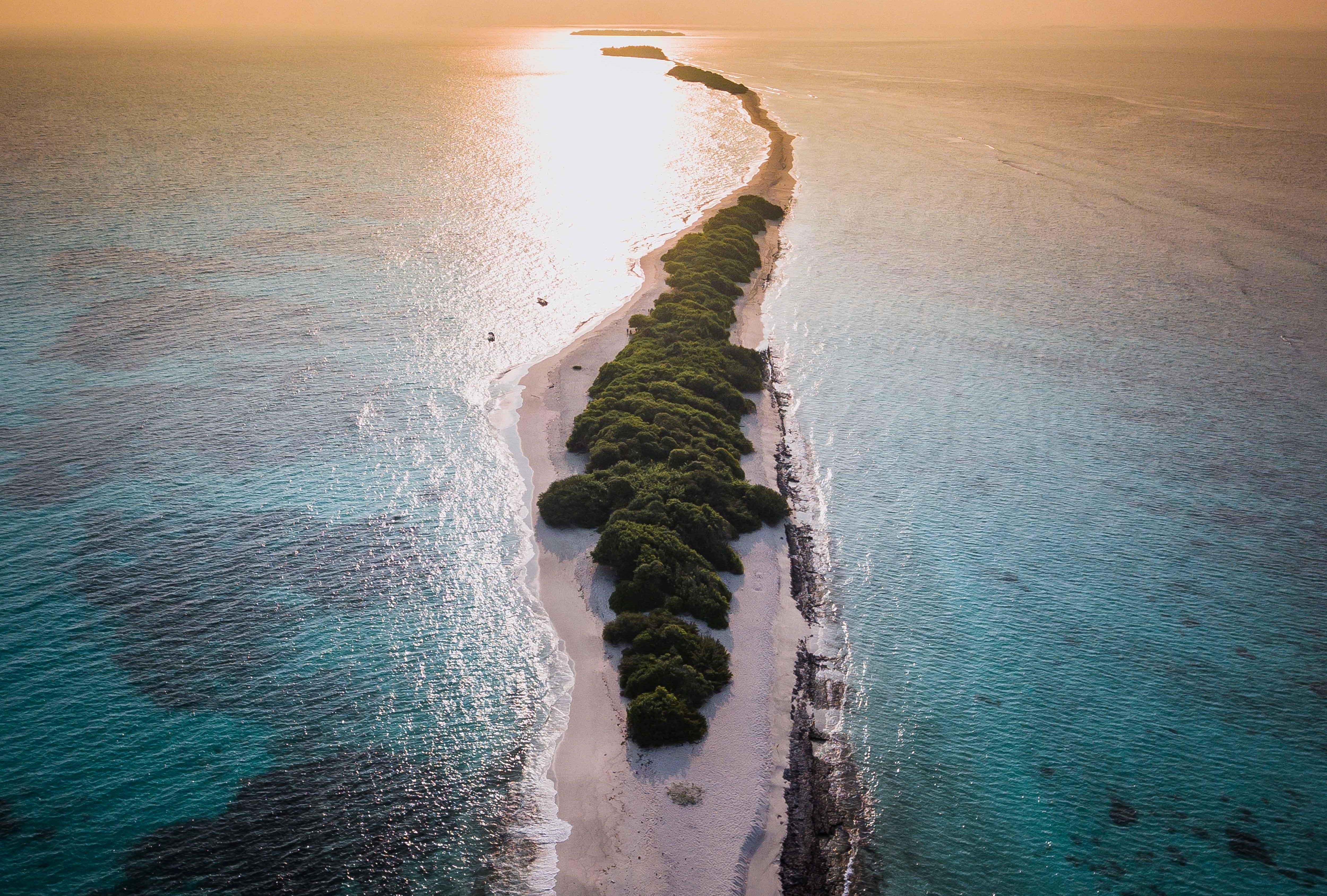 Maldives min image